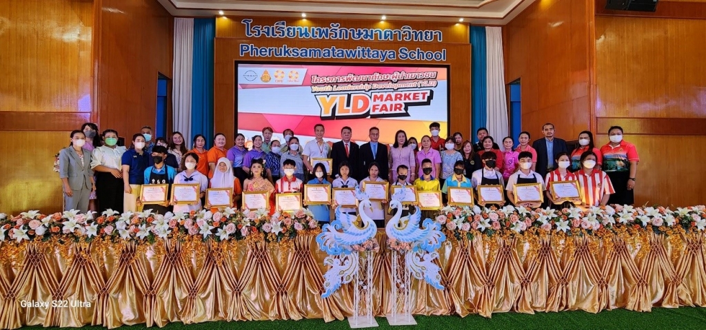 hpcrr53s3irsh3i3qd8-75d2_qbycgtz.jpg