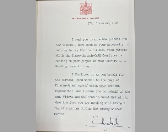 エリザベス二世女王陛下が「一筋の太陽の光」と表した「CAREパッケージ」 ―CARE UKは哀悼の意を表しています