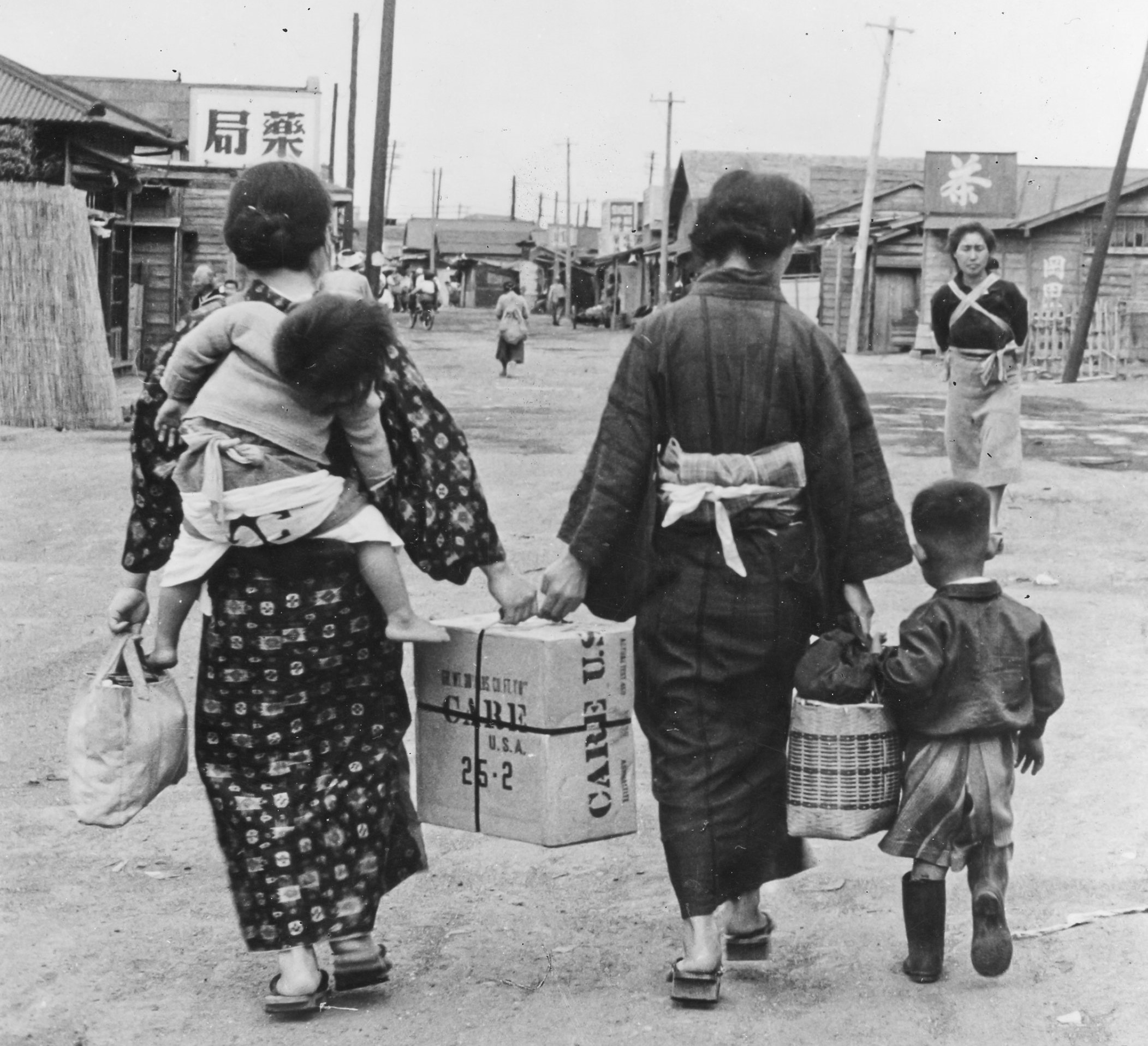 終戦の日に寄せて：戦後の衣料・食糧等の物資が絶対的に不足した日本を救った「CAREパッケージ（ケア物資）」と日系人